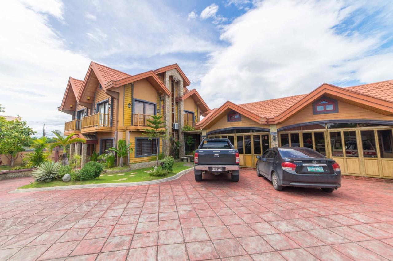 Reddoorz Plus @ Starhomes Olivianville Tarlac City Dış mekan fotoğraf